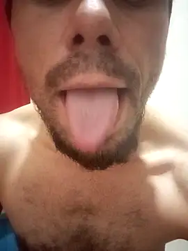 Snapshot of Hot796 chatting on 10.08.25 Hot796 online show from 10.08.25