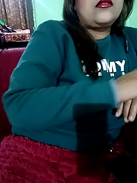 Snapshot of Sexy_Queen6 chatting on 12.13.24 Sexy Queen6 online show from 12.13.24