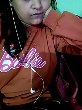 Snapshot of Sexy_Queen6 chatting on 12.19.24 Sexy Queen6 online show from 12.19.24