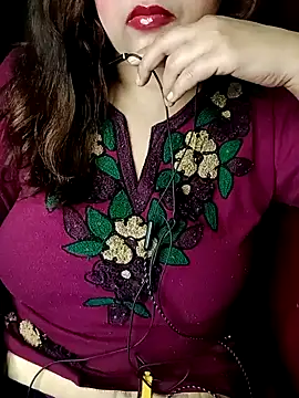 Snapshot of Sexy_Queen6 chatting on 02.03.25 Sexy Queen6 online show from 02.03.25