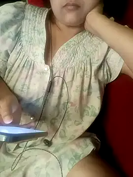 Snapshot of Sexy_Queen6 chatting on 03.02.25 Sexy Queen6 online show from 03.02.25