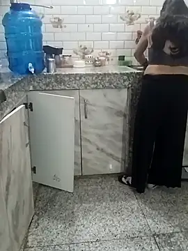 Saroj-Shah online show from 11.17.25