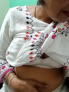 Snapshot of Saroj-Shah chatting on 05.01.26 Saroj-Shah online show from 05.01.26
