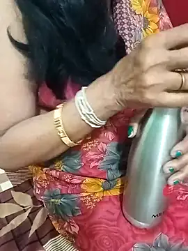 Snapshot of Saroj-Shah chatting on 07.17.26 Saroj-Shah online show from 07.17.26