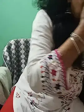 Snapshot of Saroj-Shah chatting on 07.28.26 Saroj-Shah online show from 07.28.26