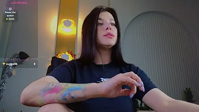 Jenna Adams  online show from 01.15.25