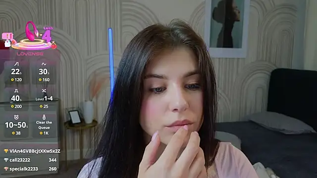 Jenna Adams  online show from 03.06.25