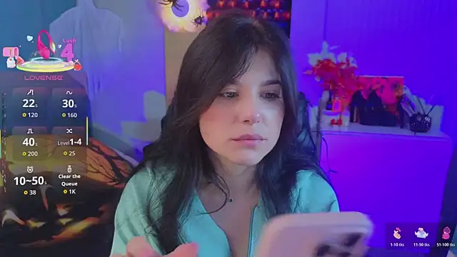 Jenna Adams  online show from 10.30.25