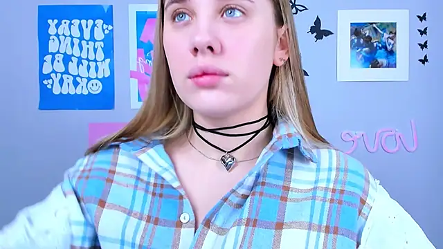 MiaMilas online show from 12.19.24