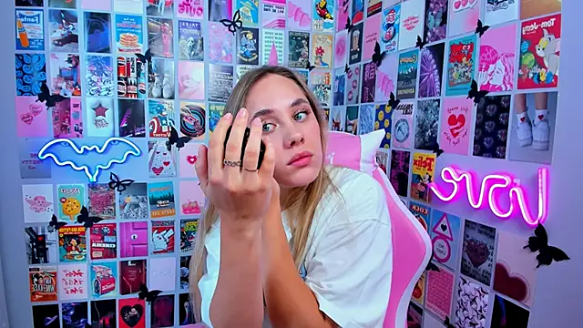 MiaMilas online show from 09.11.25