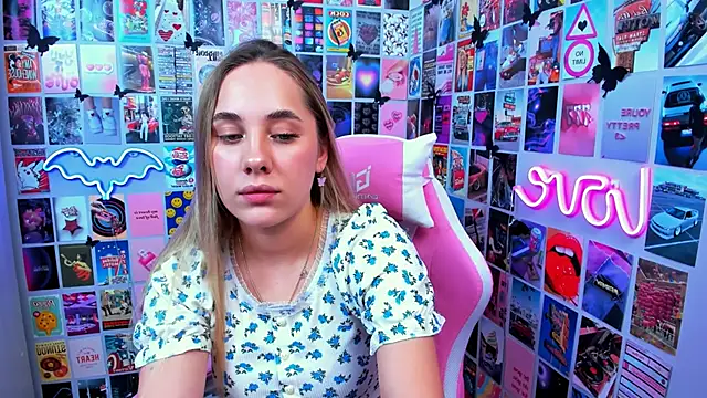 MiaMilas online show from 10.06.25