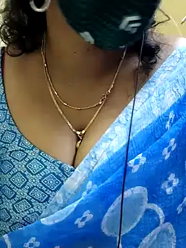 Snapshot of mallu-sumi chatting on 01.30.25 mallu-sumi online show from 01.30.25