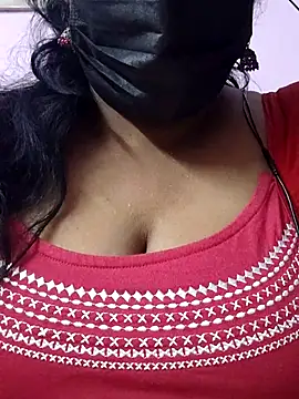 mallu-sumi online show from 12.19.25