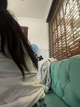 Snapshot of Emily_Trujillo chatting on 11.04.25 Emily Trujillo online show from 11.04.25