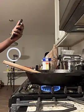 Snapshot of spicysugar74 chatting on 01.21.25 spicysugar74 online show from 01.21.25