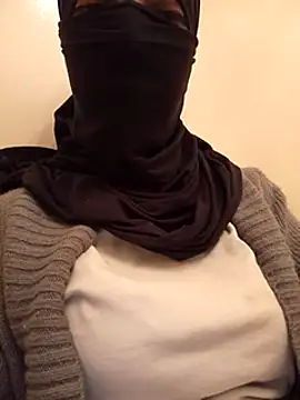 Snapshot of Liliiiblow chatting on 12.19.24 Liliiiblow online show from 12.19.24