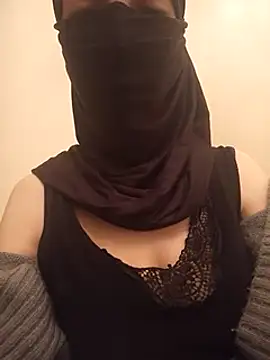 Snapshot of Liliiiblow chatting on 12.25.24 Liliiiblow online show from 12.25.24