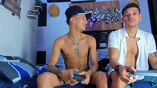 Friendsofeverything  online show from 12.15.25