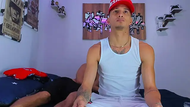 Snapshot of Friendsofeverything_ chatting on 02.07.26 Friendsofeverything online show from 02.07.26