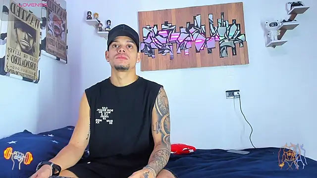 Snapshot of Friendsofeverything_ chatting on 02.18.26 Friendsofeverything online show from 02.18.26