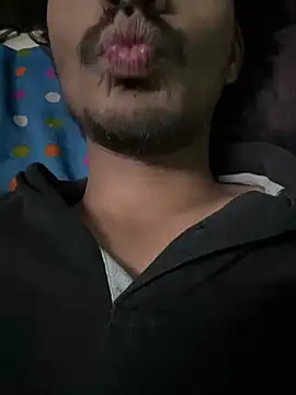 Snapshot of Privateseducer chatting on 03.21.25 Privateseducer online show from 03.21.25