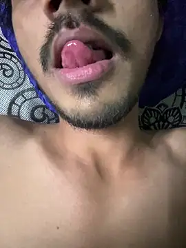 Snapshot of Privateseducer chatting on 03.23.25 Privateseducer online show from 03.23.25