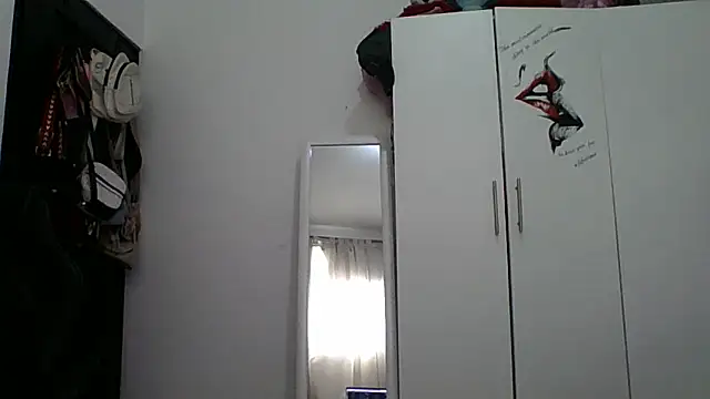 Snapshot of Anne_kis chatting on 03.14.25 Anne kis online show from 03.14.25