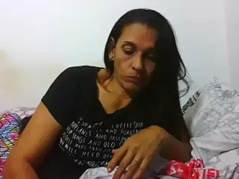 Snapshot of latinbrunettet chatting on 03.14.25 latinbrunettet online show from 03.14.25