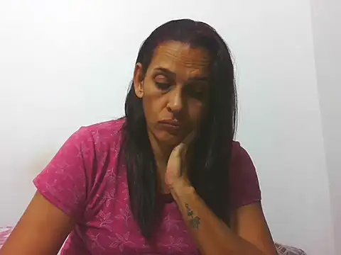 Snapshot of latinbrunettet chatting on 01.07.26 latinbrunettet online show from 01.07.26