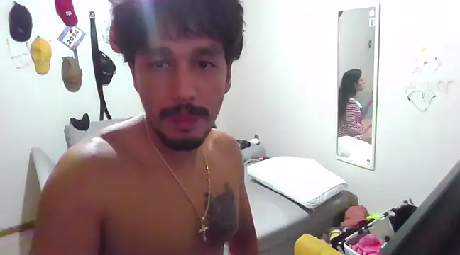 Snapshot of Ginessy chatting on 02.17.25 Ginessy online show from 02.17.25