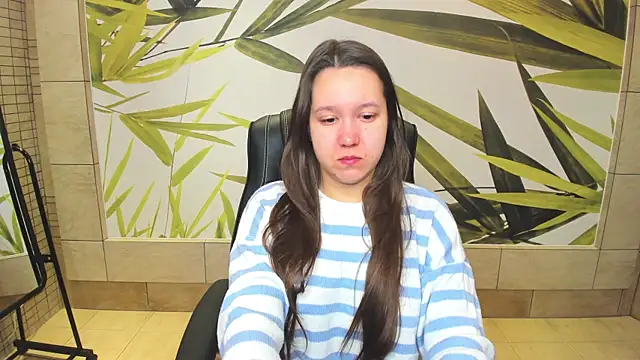 Mira Karter online show from 12.08.24