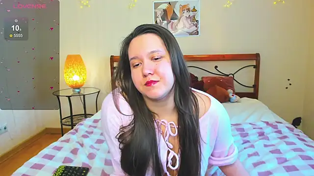 Mira Karter online show from 03.18.25