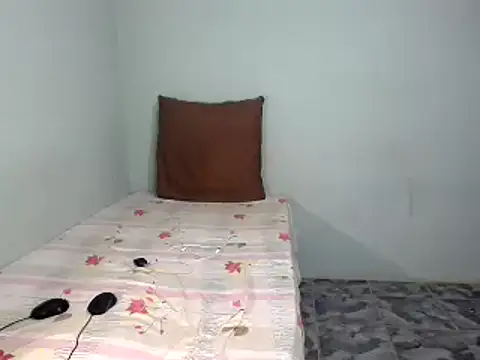 FoxyFataleX online show from 12.09.24