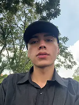 Snapshot of Im_juanda chatting on 03.05.25 Im juanda online show from 03.05.25