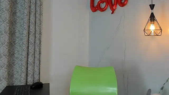 Snapshot of angelswets chatting on 02.18.25 angelswets online show from 02.18.25