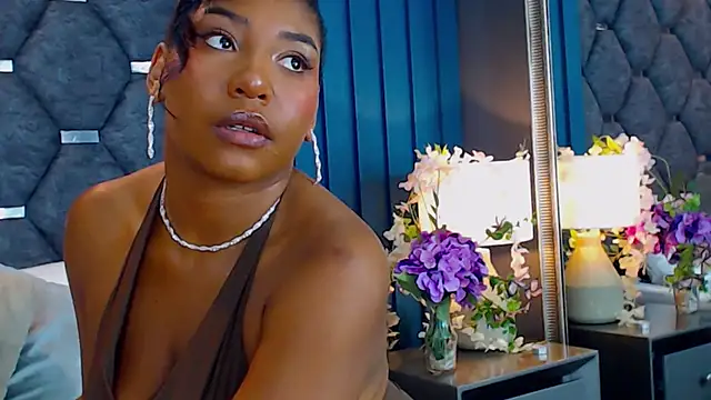 VanessaGlenn online show from 10.14.25