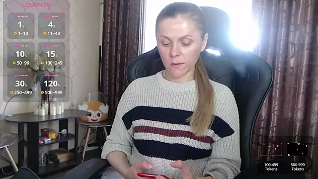 Snapshot of JessieOMays chatting on 04.28.26 JessieOMays online show from 04.28.26