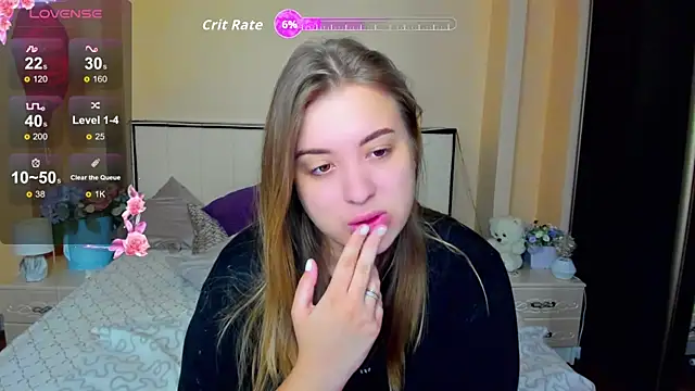 Snapshot of AlexissM chatting on 10.13.25 AlexissM online show from 10.13.25