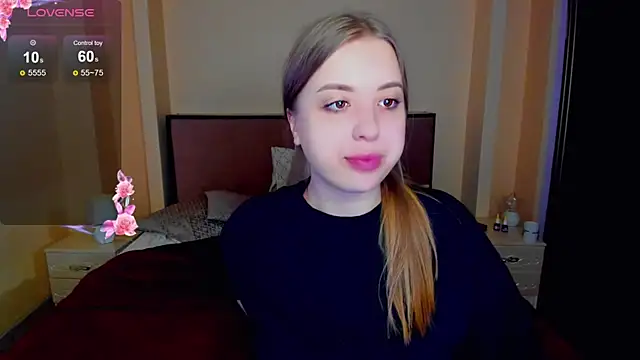 Snapshot of AlexissM chatting on 06.19.26 AlexissM online show from 06.19.26