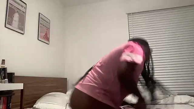 AveryJ99 online show from 12.04.24