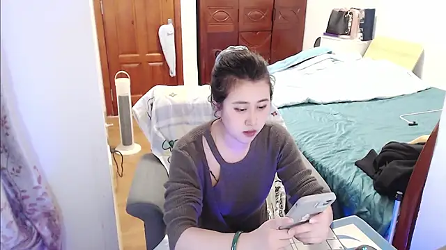 Snapshot of Liliya-77 chatting on 03.11.25 Liliya-77 online show from 03.11.25