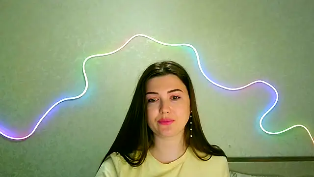 Snapshot of SeductiveTati chatting on 06.15.26 SeductiveTati online show from 06.15.26