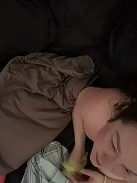 couplelti2 online show from 01.25.25