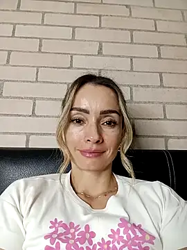 Loly Horny online show from 04.09.26