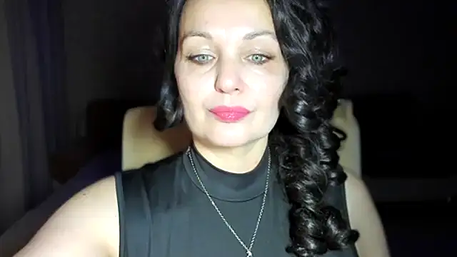 Snapshot of WitchBlueRose chatting on 10.24.25 WitchBlueRose online show from 10.24.25