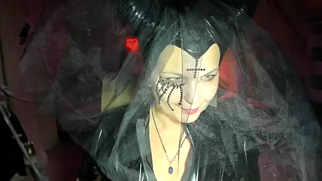 Snapshot of WitchBlueRose chatting on 10.31.25 WitchBlueRose online show from 10.31.25