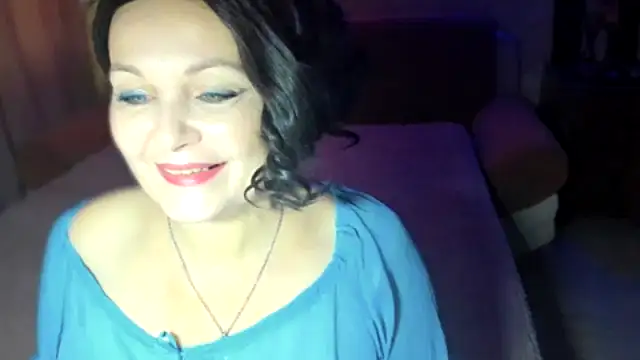 Snapshot of WitchBlueRose chatting on 11.23.25 WitchBlueRose online show from 11.23.25