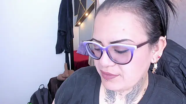 Snapshot of brigittemiller chatting on 05.26.26 brigittemiller online show from 05.26.26