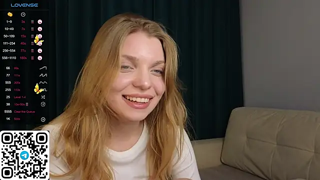 Snapshot of ElswythDecoursey chatting on 01.19.25 ElswythDecoursey online show from 01.19.25