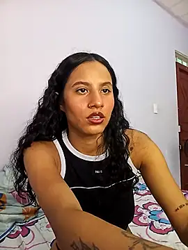 Karii-R online show from 02.23.25